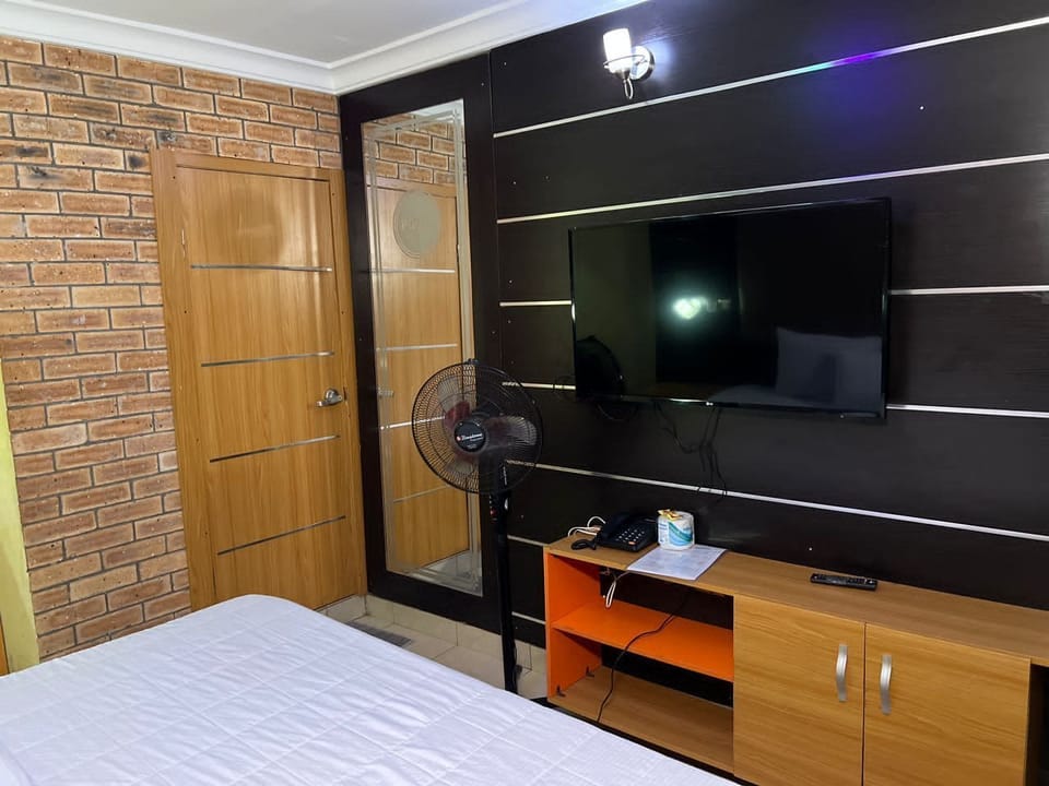 Deluxe Room | Free WiFi