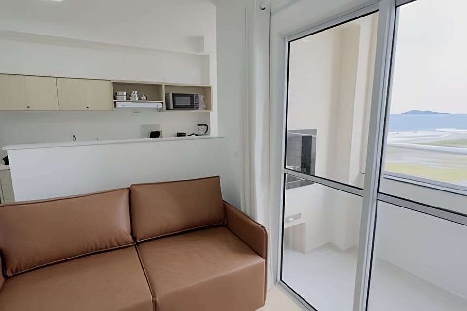 Comfort Apartment | Living area | Flat-screen TV