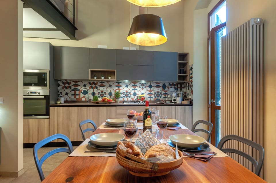 Apartment (2 Bedrooms) | Private kitchen | Microwave, oven, stovetop, dishwasher