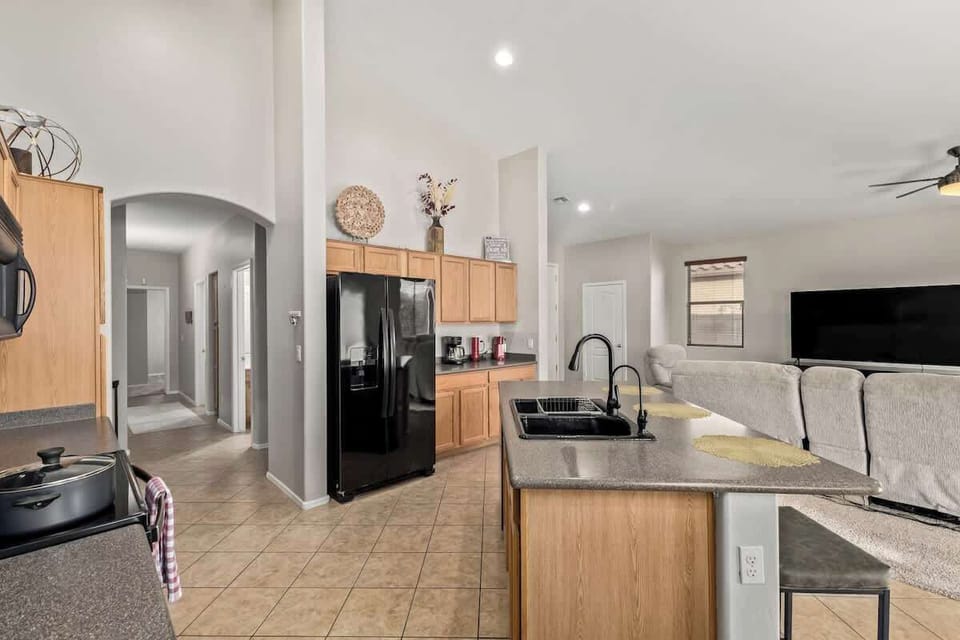 Spacious kitchen layout ideal for everyday meals and group cooking.