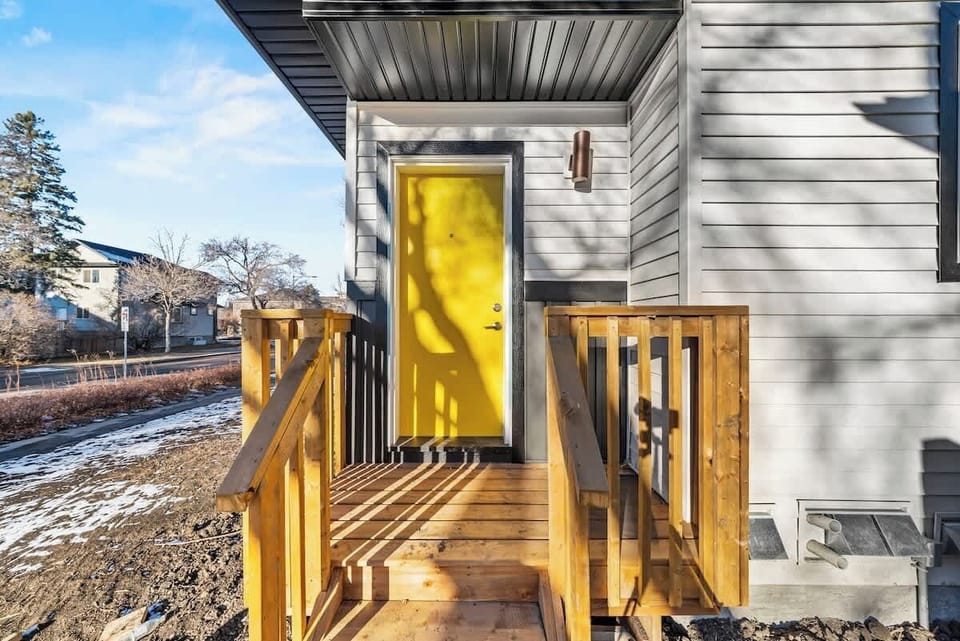 Private entrance with simple street parking and easy access.