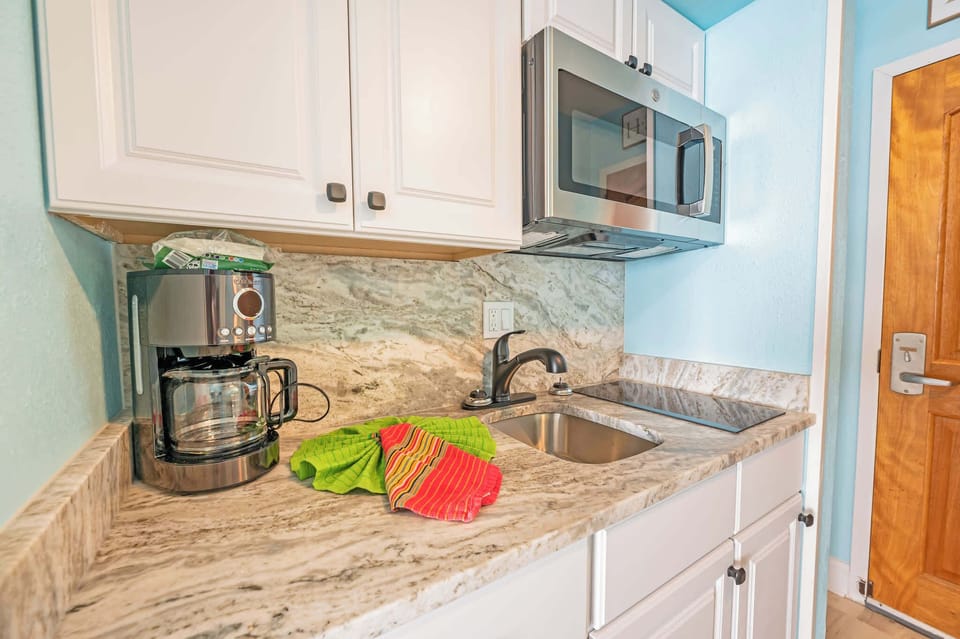 Kitchen Basics that are Available in the Unit
