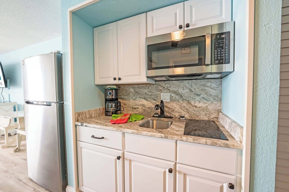 Kitchen Basics that are Available in the Unit
