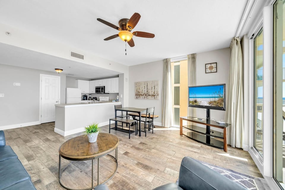 Condo, Multiple Beds (Majestic Beach Towers 1-1415) | Living area
