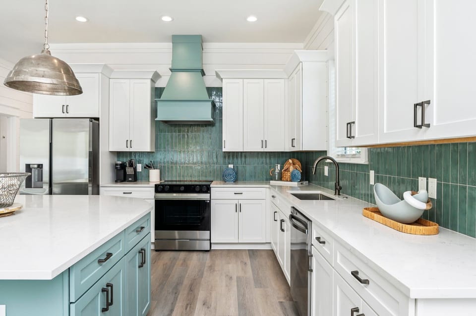 Create lasting memories in Encore’s designer-grade coastal comfort.