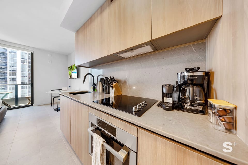 Studio, Balcony, City View | Private kitchen | Toaster