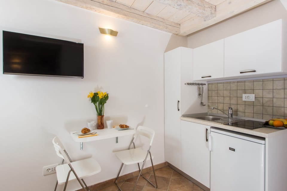 Private kitchenette