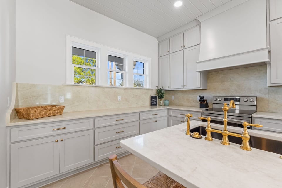 This setup is ideal for families and groups who enjoy cooking, relaxing, and spending time together in one shared space.