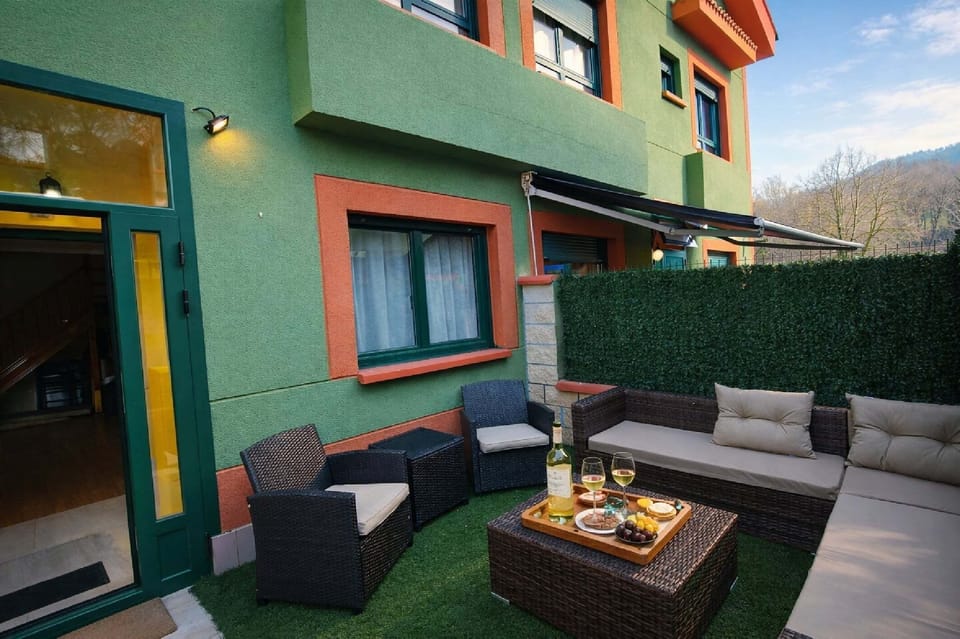 BBQ facilities,Balcony/Terrace