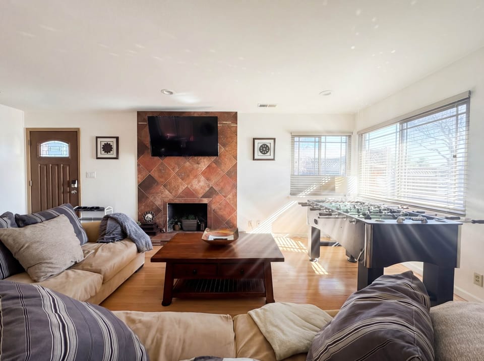 House7 Small IMG 0234