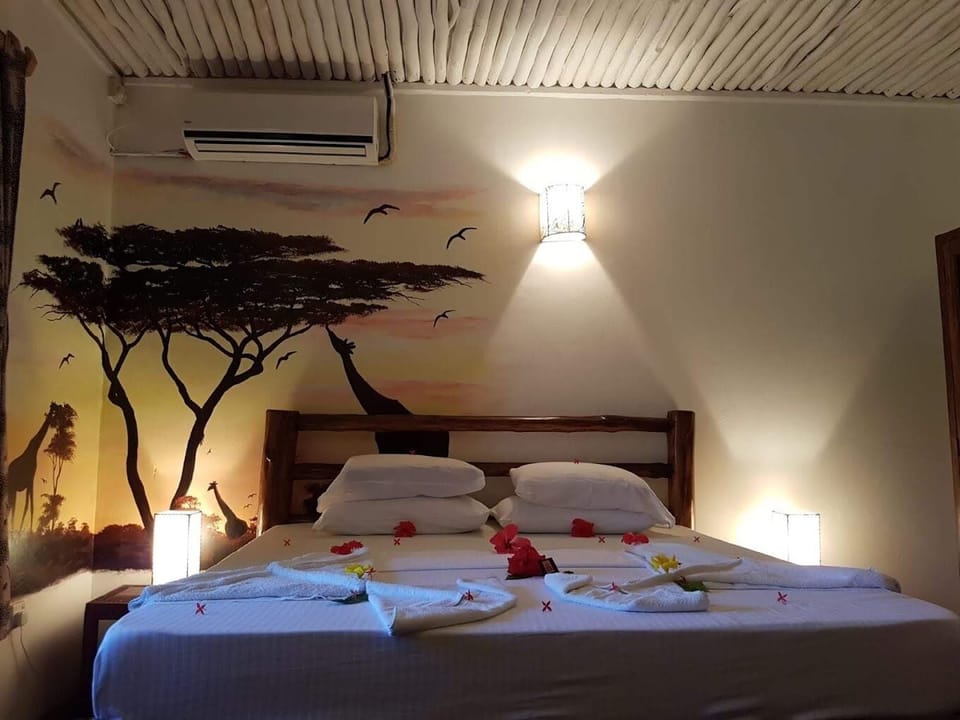 Superior Single Room | Individually decorated, individually furnished, free WiFi, bed sheets