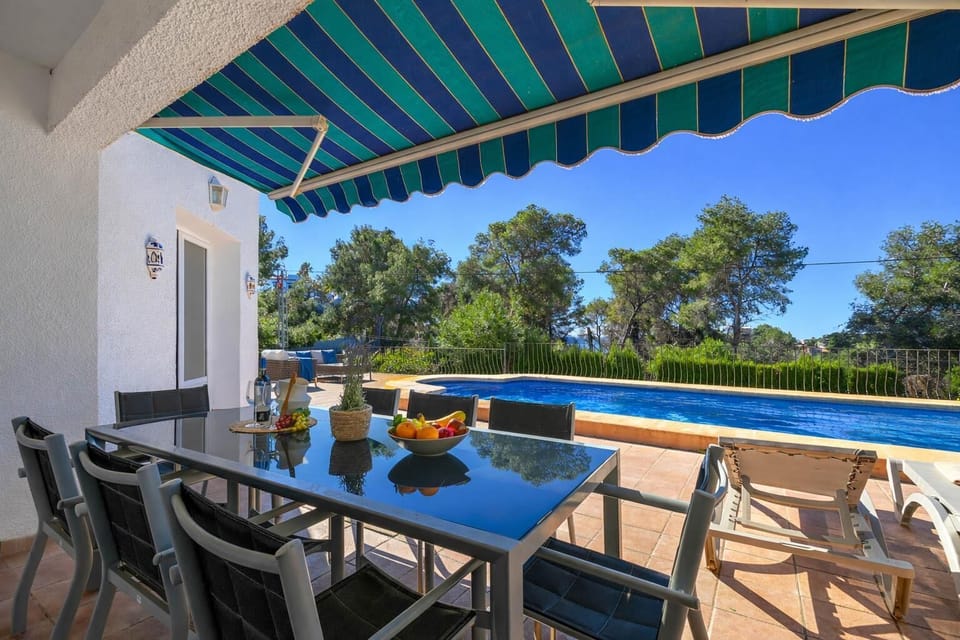 Outdoor dining area