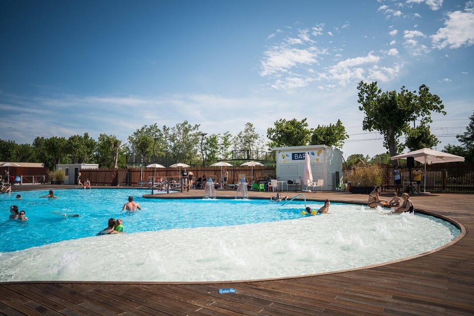 Holiday Home Swimming Pool