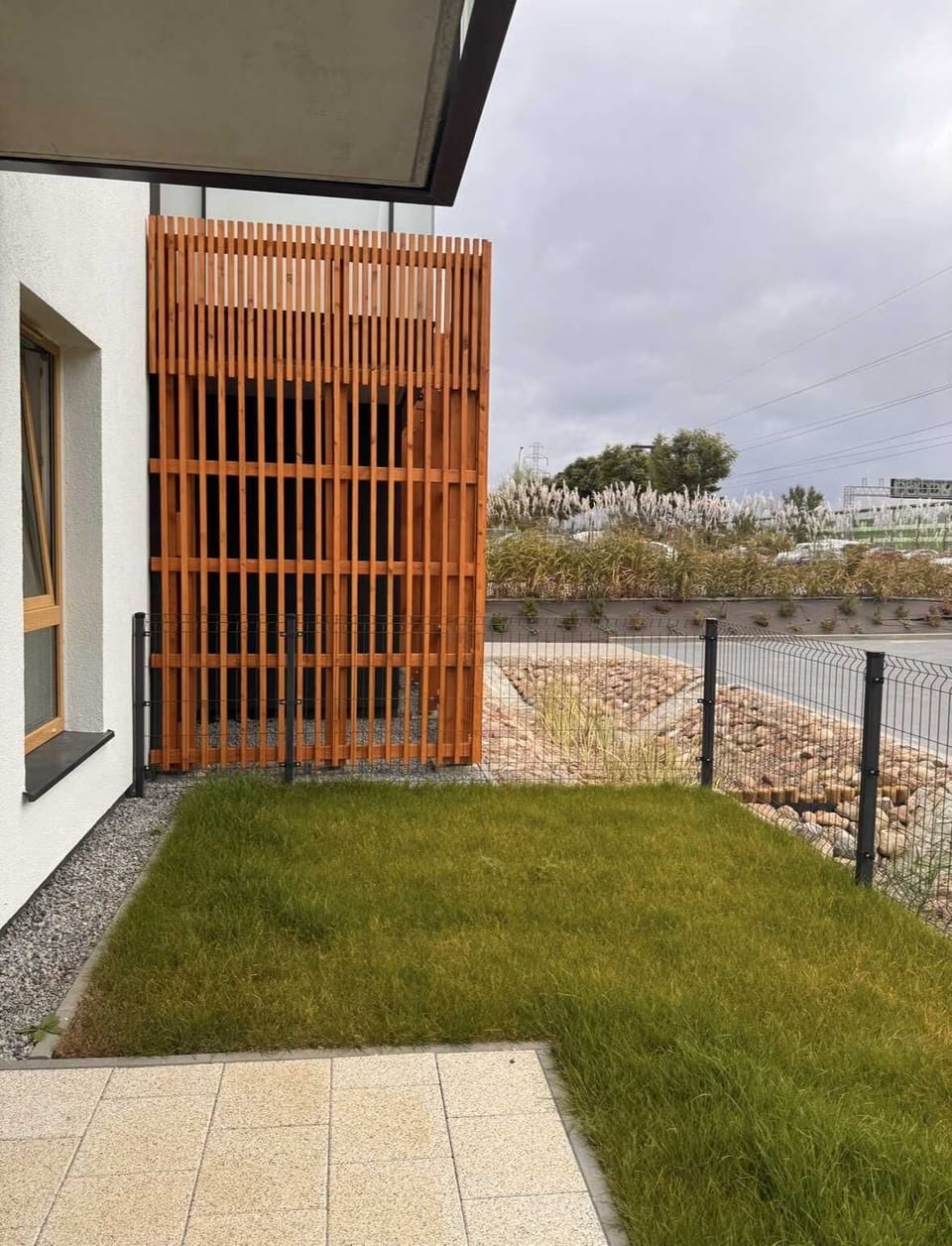 The apartment with a garden.