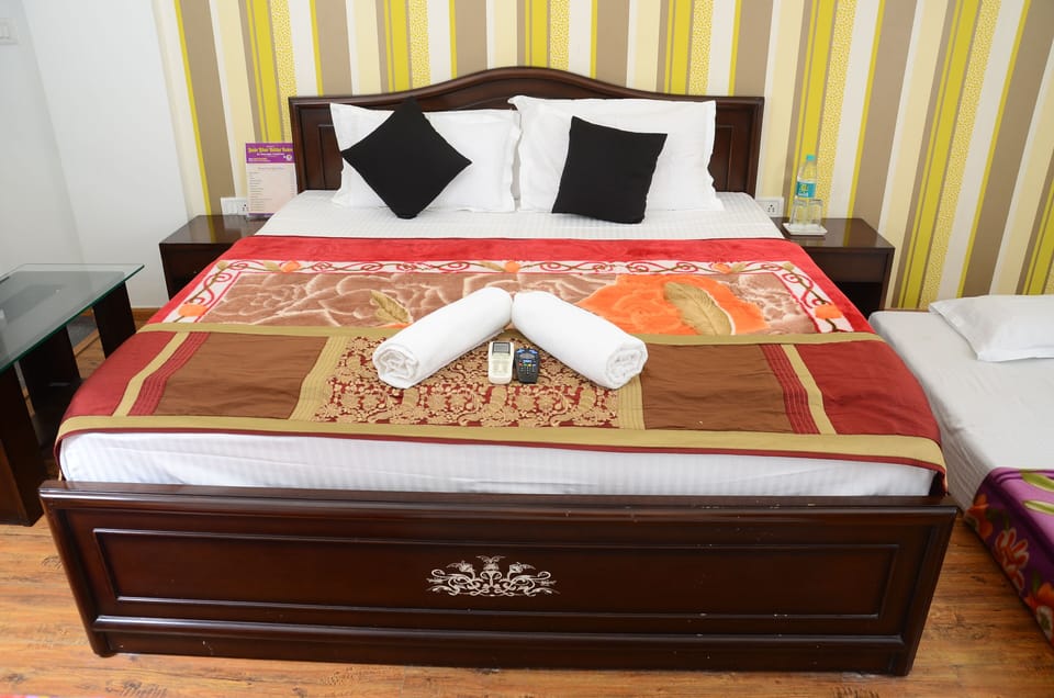 Deluxe Double Room | Free WiFi