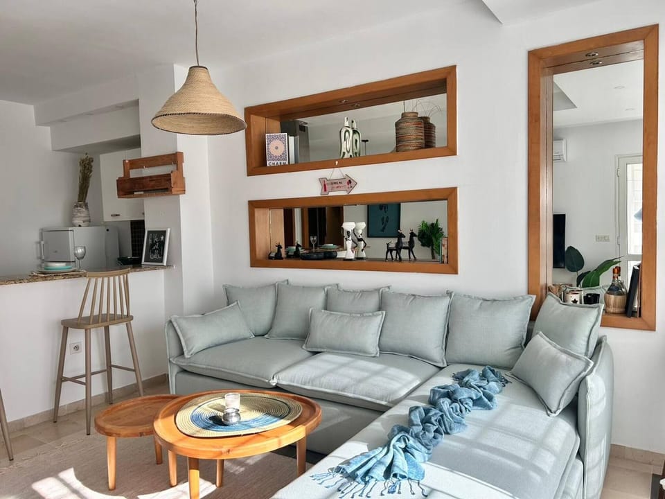 Apartment, 1 Bedroom | Living room