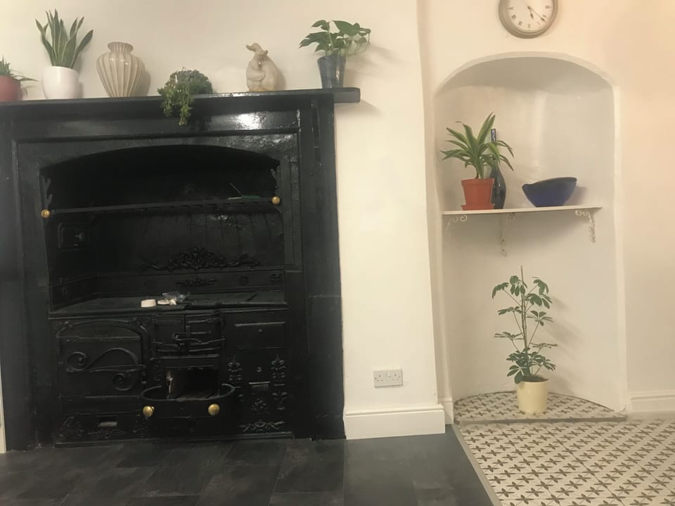 Feature cornish range