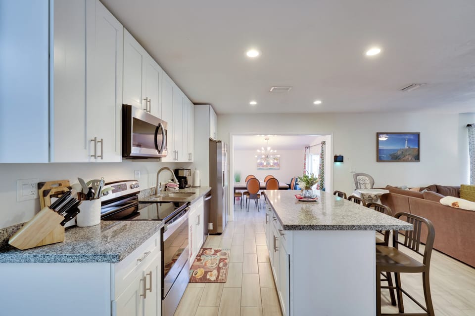 House (4 Bedrooms) | Interior