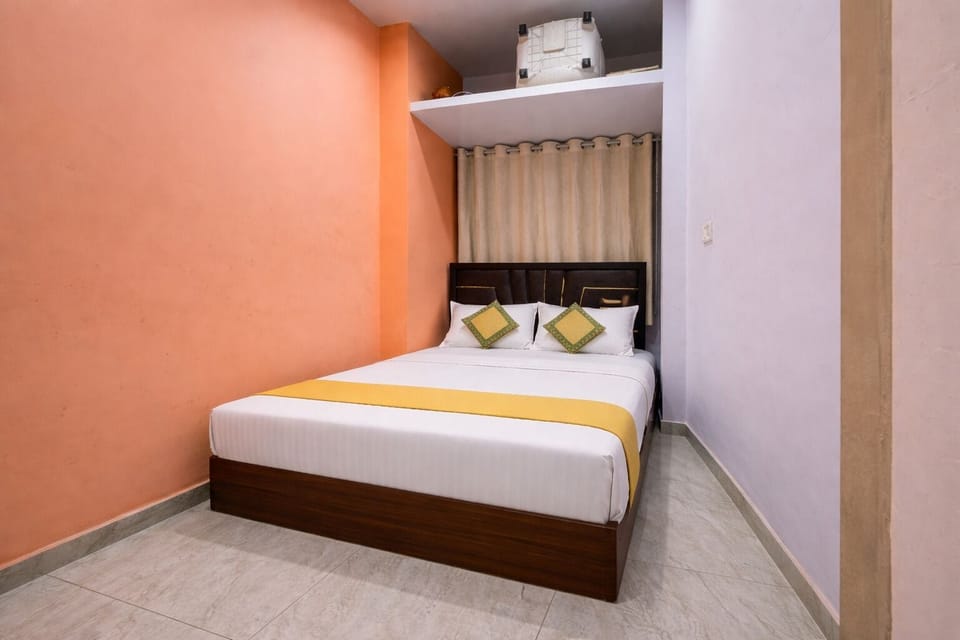 Standard Double Room | Laptop workspace, free WiFi, bed sheets