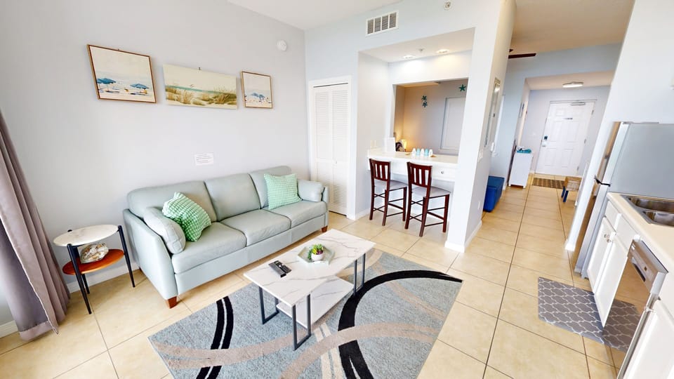 Studio | Living area