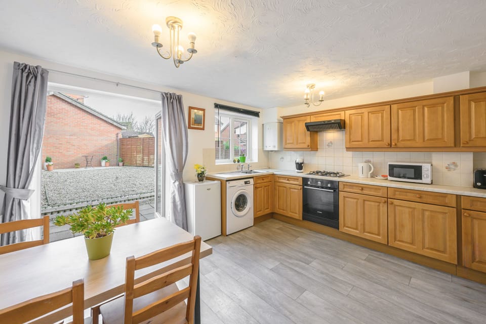 The Rowtons, Norwich - Host & Stay