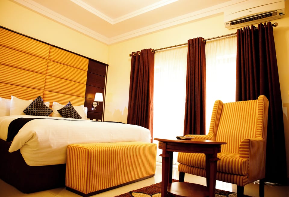 Executive Room | Desk, free WiFi