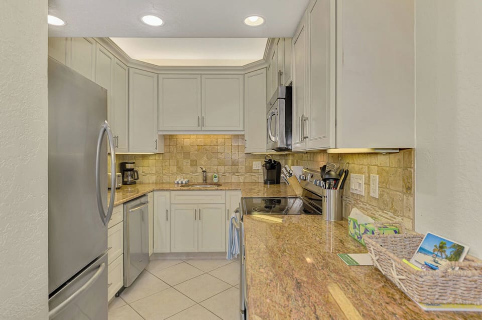 Fully equipped kitchen