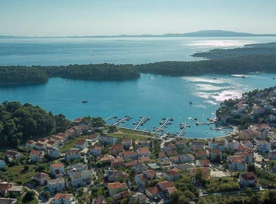 Apartment (One Bedroom Apartment With Terrace (C) | Exterior