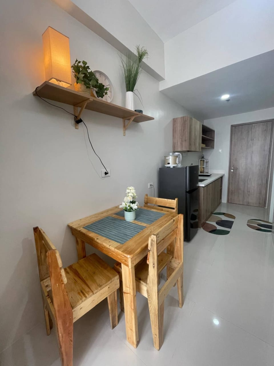 Condo, 1 Bedroom, Balcony, Pool View | Dining