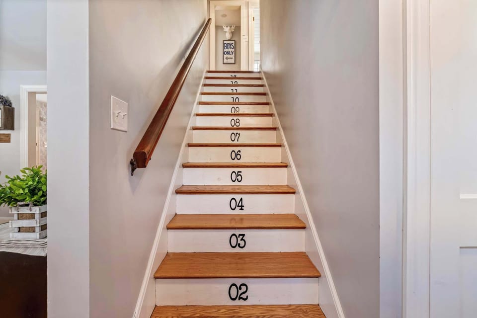 1st floor landing 