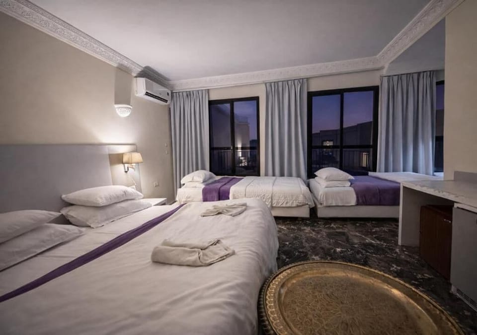 Comfort Quadruple Room | Desk, laptop workspace, soundproofing, free WiFi