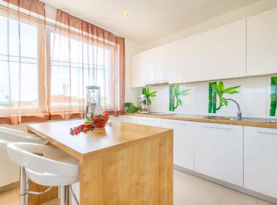 Villa (FourBedroom Villa With Sauna and jacu) | Private kitchen | Fridge
