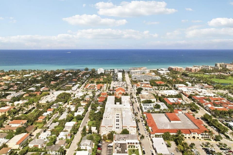 Palm Beach Hotel