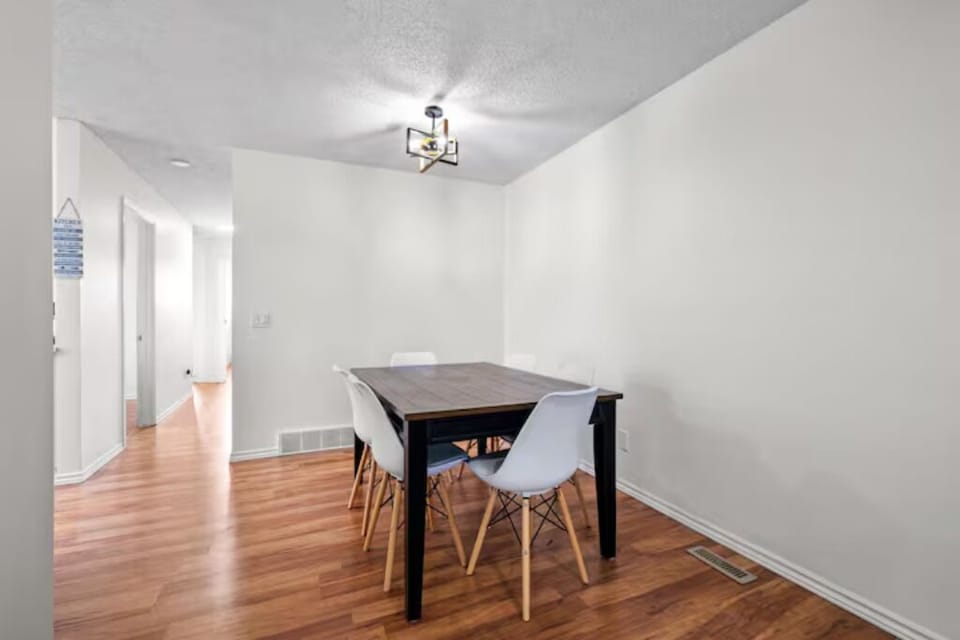 Spacious dining room area, ideal for working or enjoying home cooked meals.