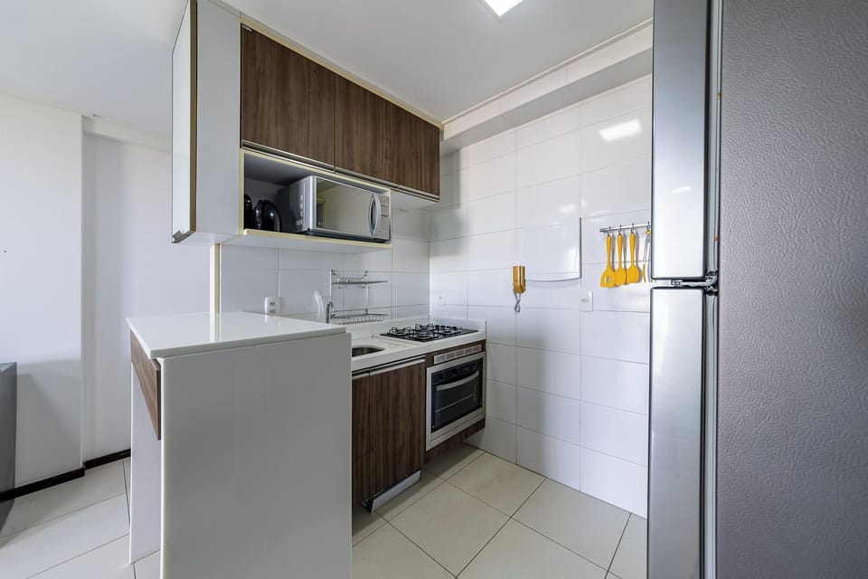 Basic Apartment | Private kitchenette | Fridge, microwave, coffee/tea maker, toaster oven