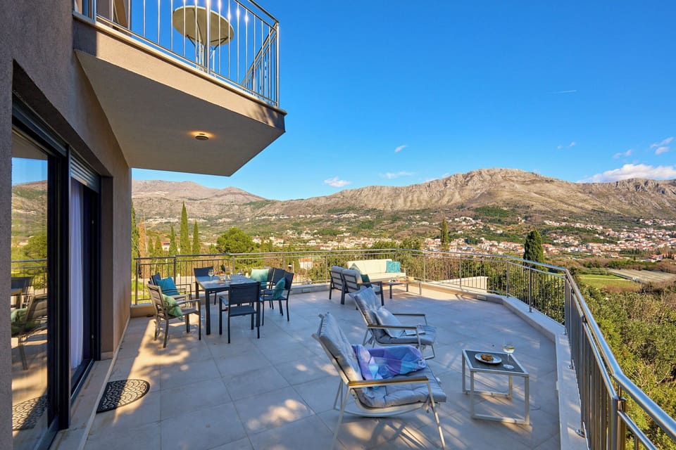 Step out onto the grand terrace for alfresco dining or simply relax and soak in the spectacular views of the Adriatic coastline.