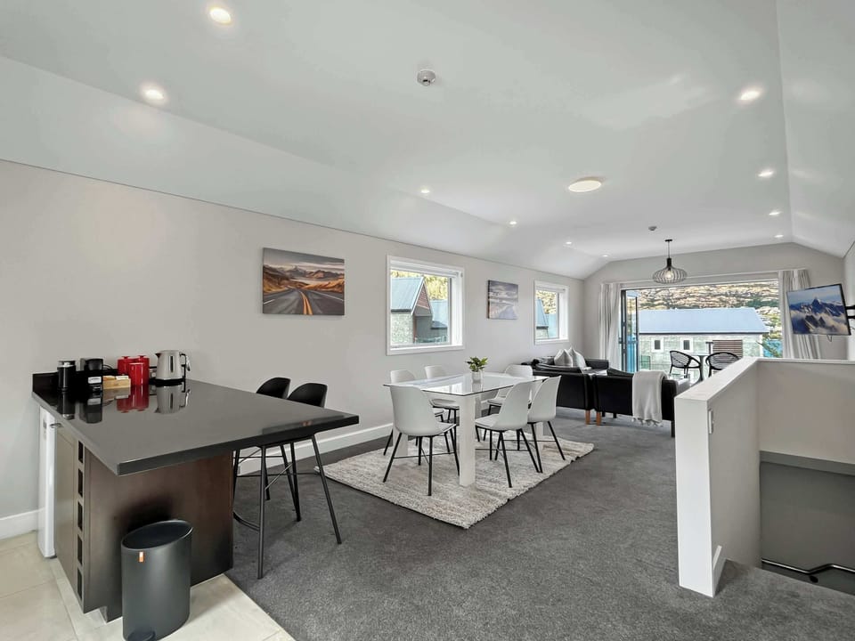 Spacious kitchen and dining with modern finishes