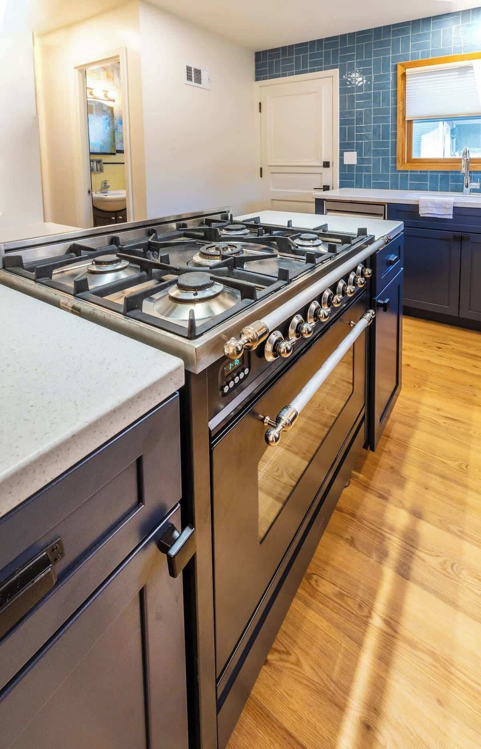 A practical, stylish kitchen ideal for reheating takeout or cooking a full family dinner.