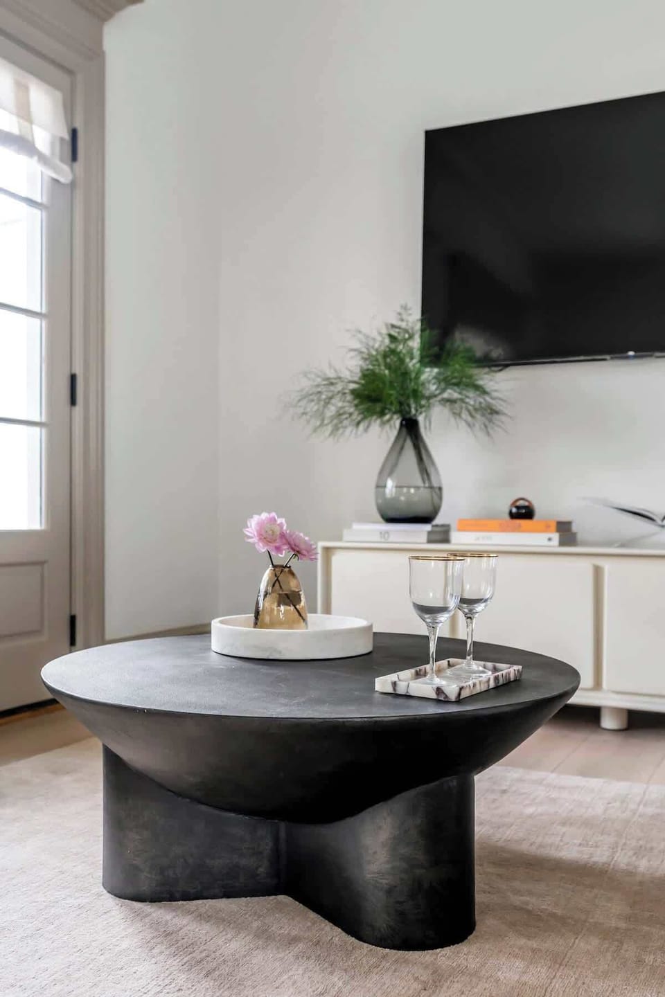 Living room + TV