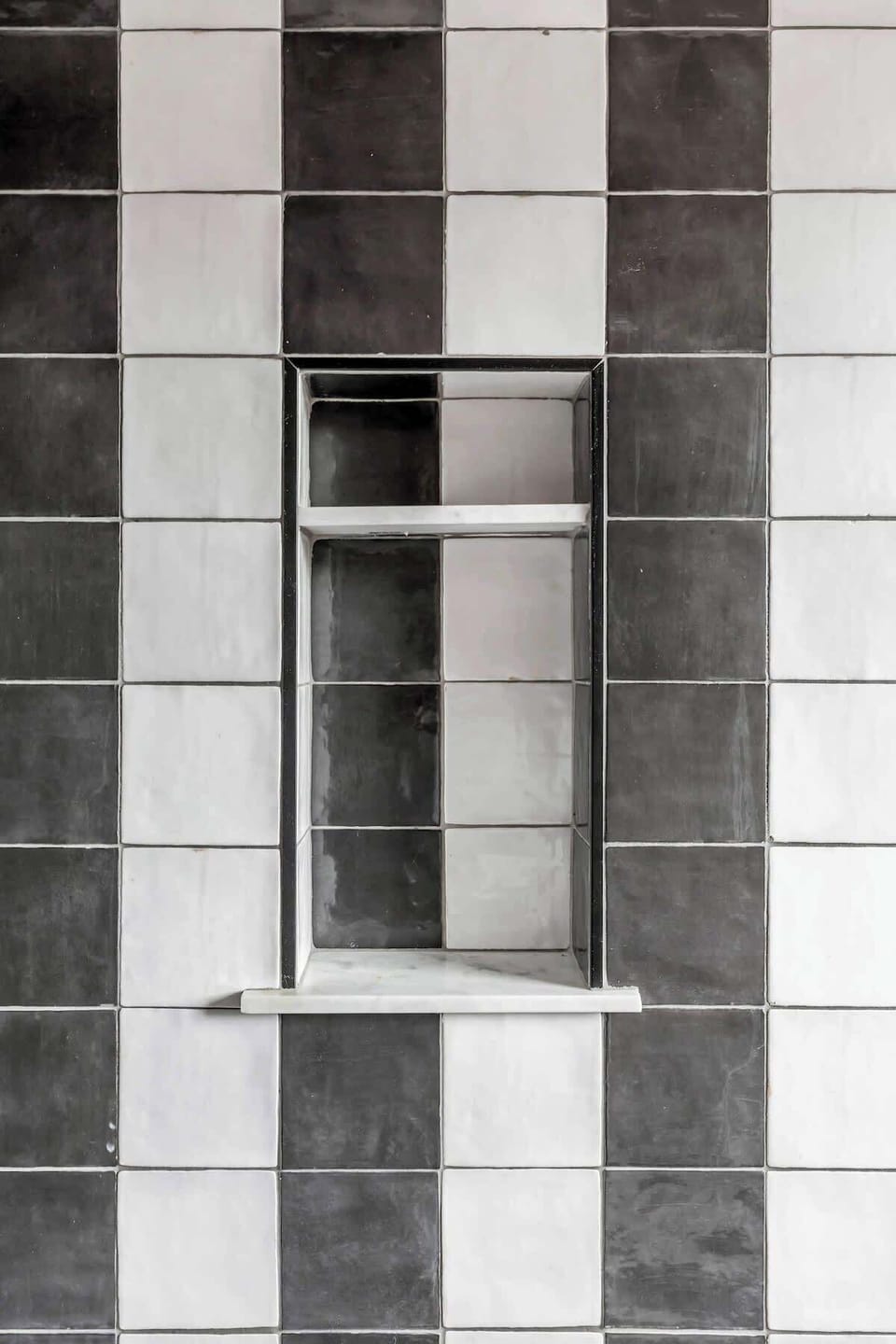 Bathroom 2: Walk-in shower