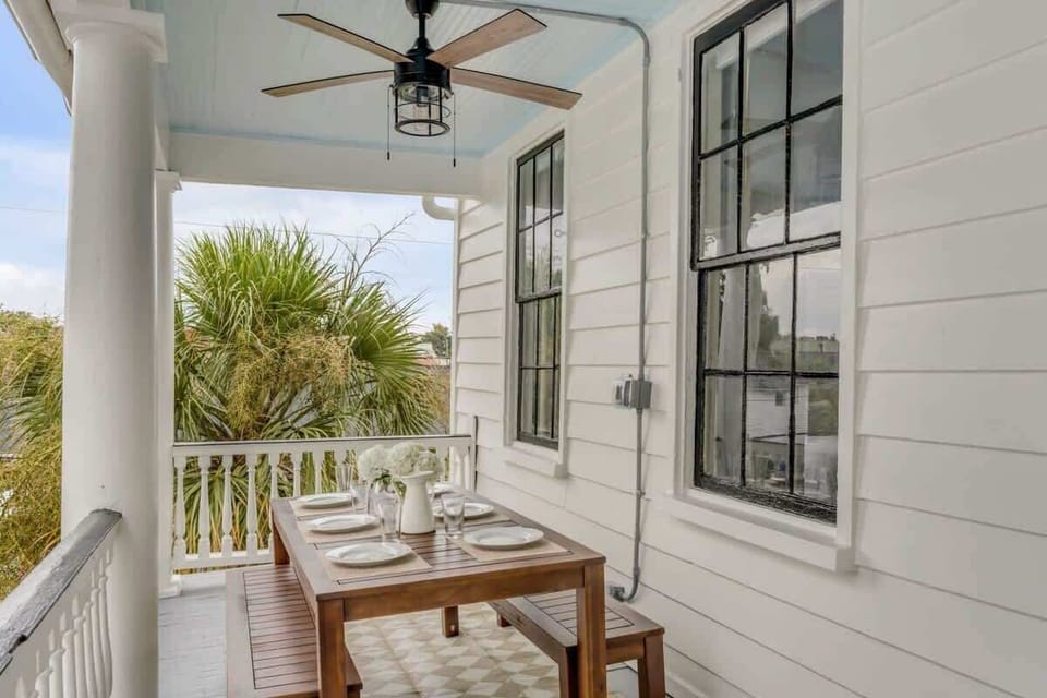 Outdoor dining space