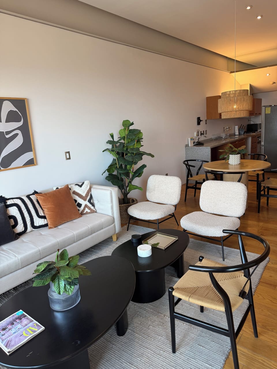 Luxury Apartment, Balcony, City View | Living area