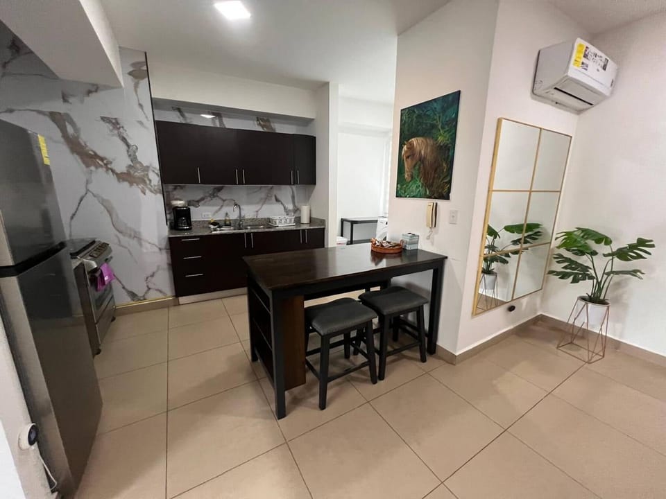 Apartment, 2 Bedrooms | Private kitchen