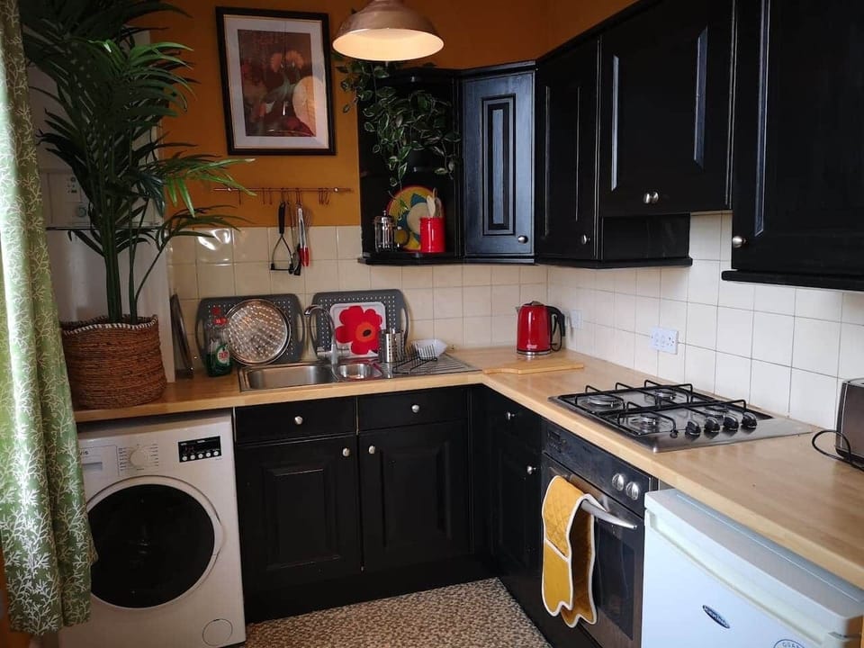 Kitchen. 