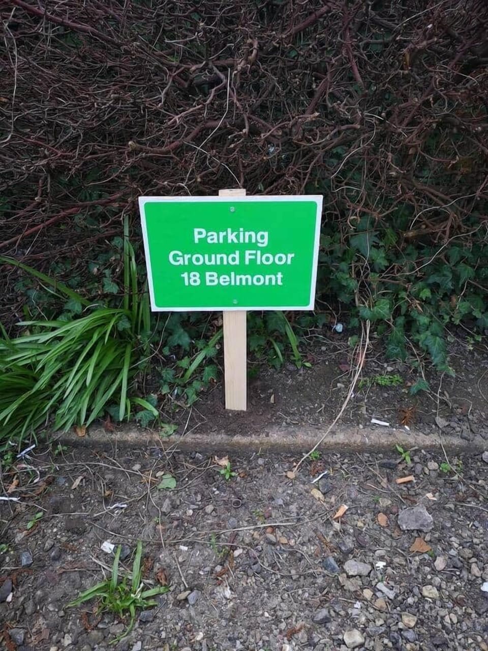your private parking space. included in the price. from 4pm on check in day till 3pm on check out day.
