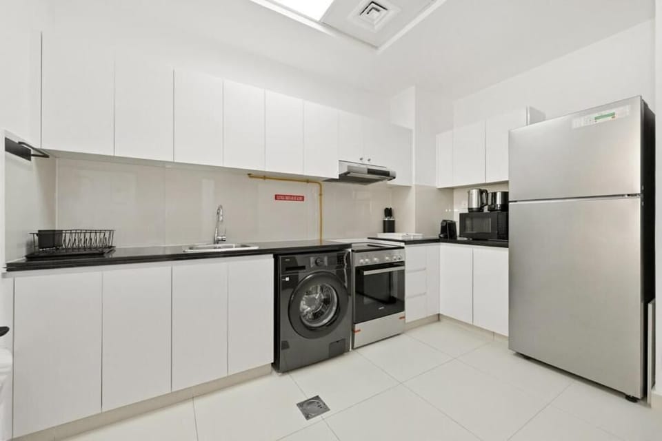 Apartment, Balcony, City View | Private kitchen