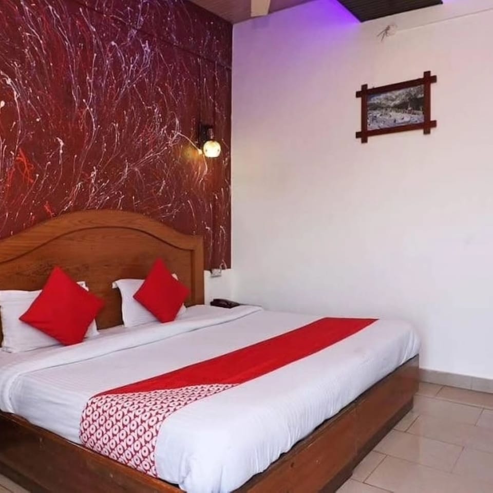 Deluxe Double Room, City View | Free WiFi