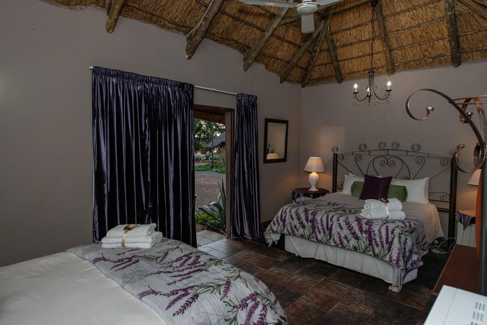 Family Triple Room | Desk, iron/ironing board, free WiFi