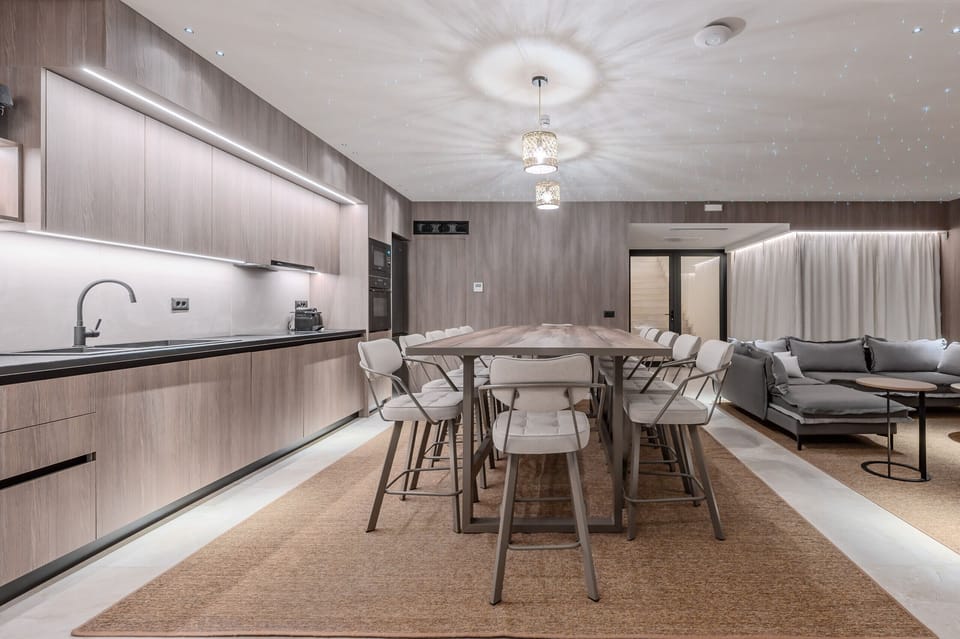 Villa, 5 Bedrooms, Private Pool, Sea View | Private kitchen | Microwave, coffee/tea maker, highchair