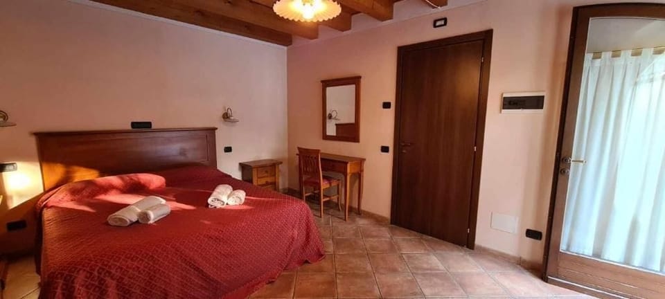 Single Room | Free WiFi